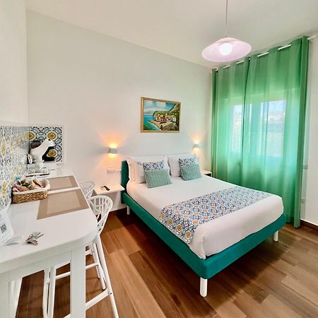Bed and Breakfast Il Filo Di Arianna Сорренто Экстерьер фото